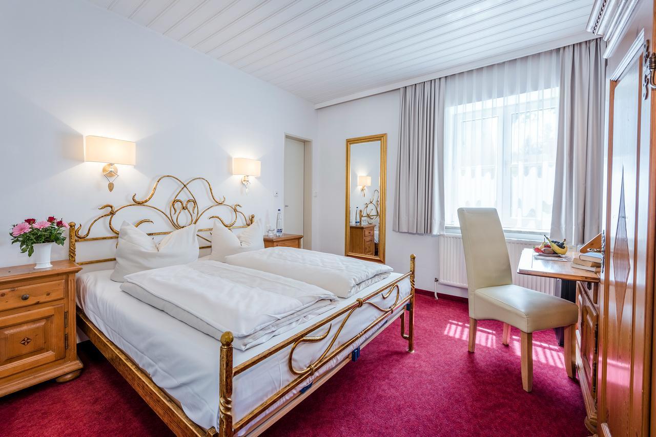 Laimer Hof Am Schloss Nymphenburg 3* Monachium