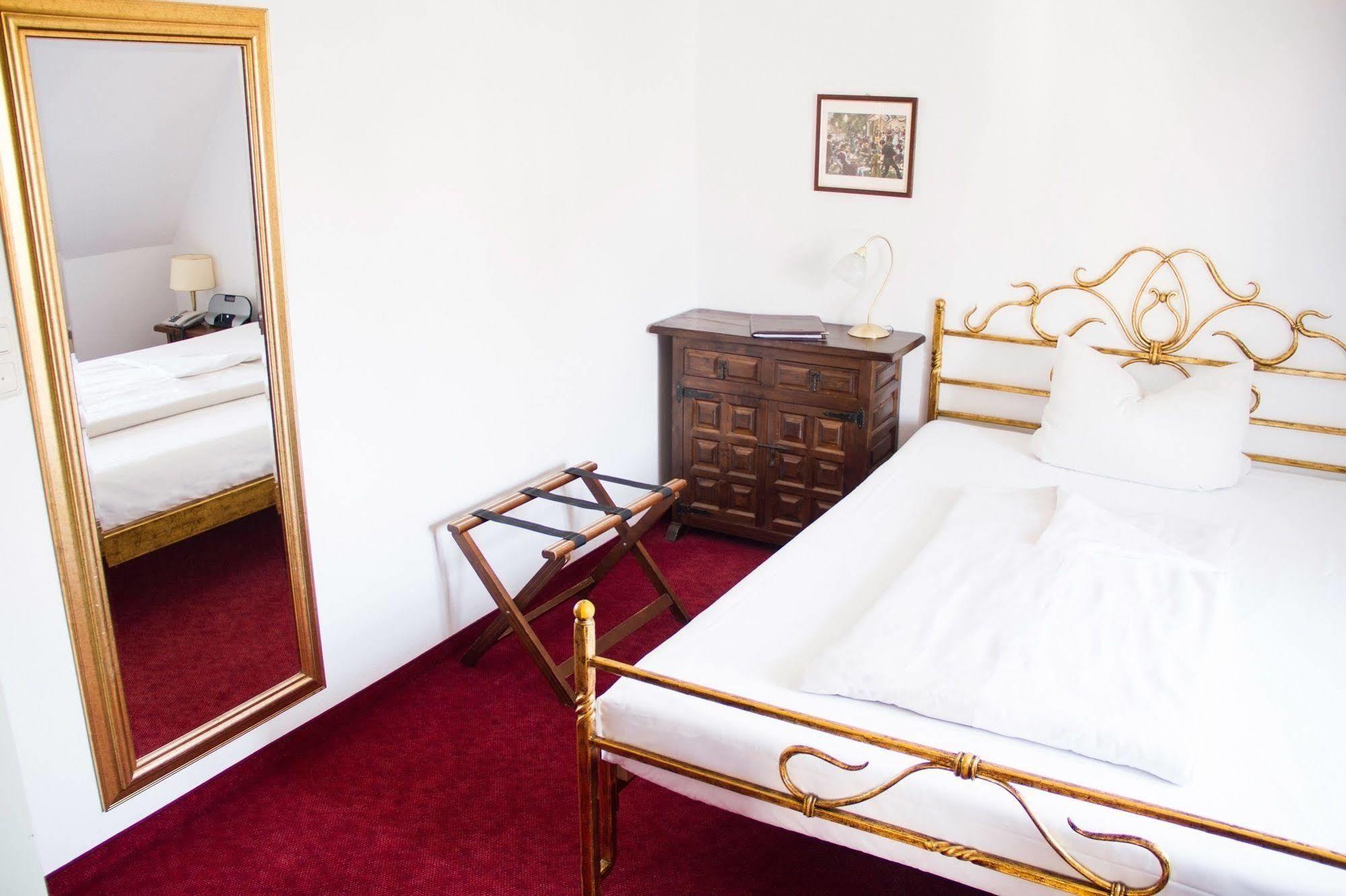 Hotel Laimer Hof Am Schloss Nymphenburg 3*